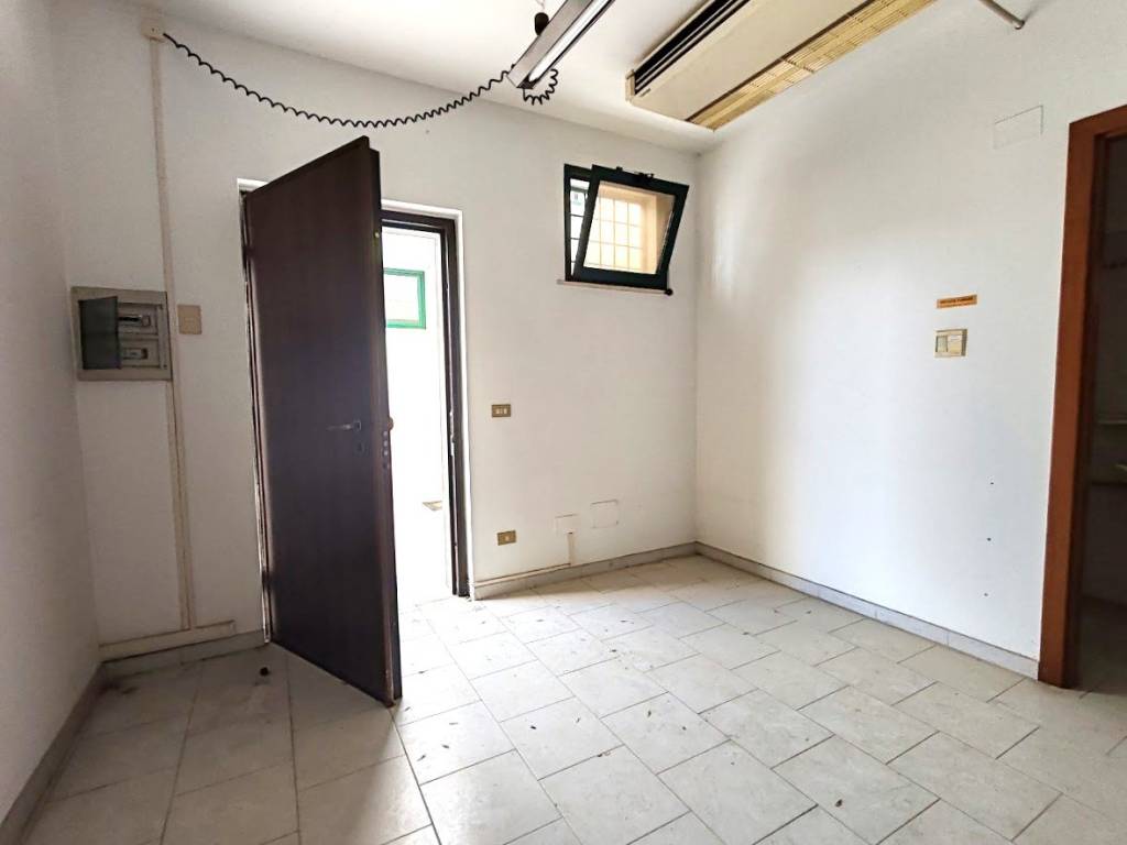 ufficio in vendita a Mentana