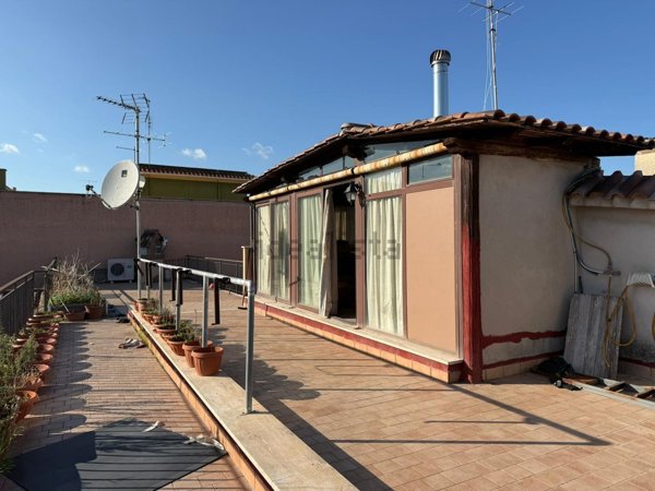 attico in vendita a Mentana