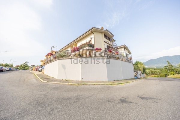 appartamento in vendita a Mentana