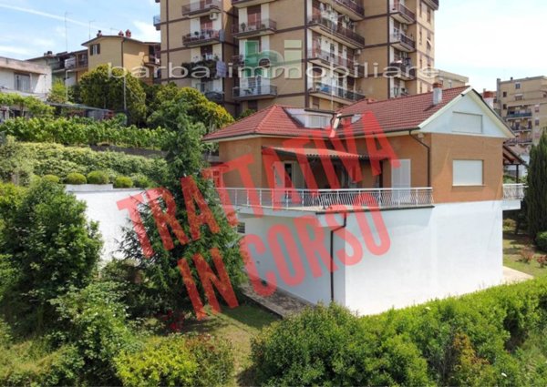 casa indipendente in vendita a Mentana