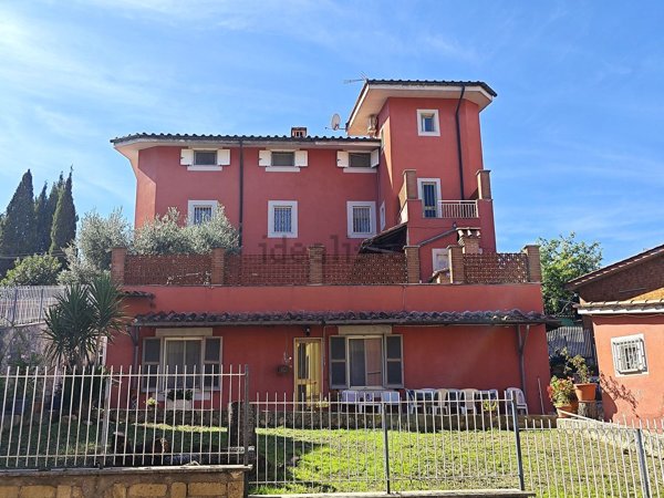 casa indipendente in vendita a Mentana