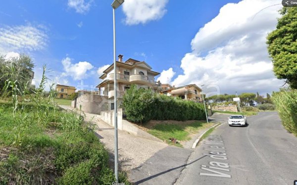 terreno edificabile in vendita a Mentana