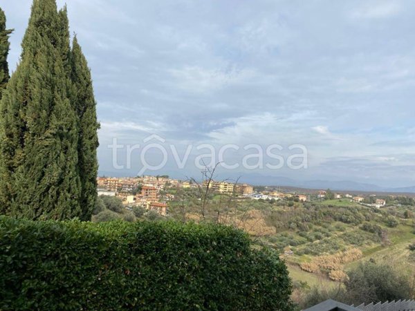 casa indipendente in vendita a Mentana