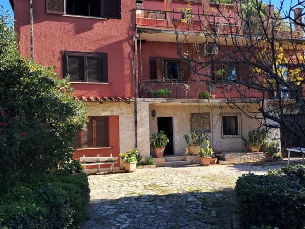 casa indipendente in vendita a Mentana