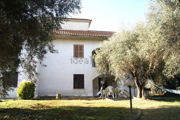 casa indipendente in vendita a Mentana