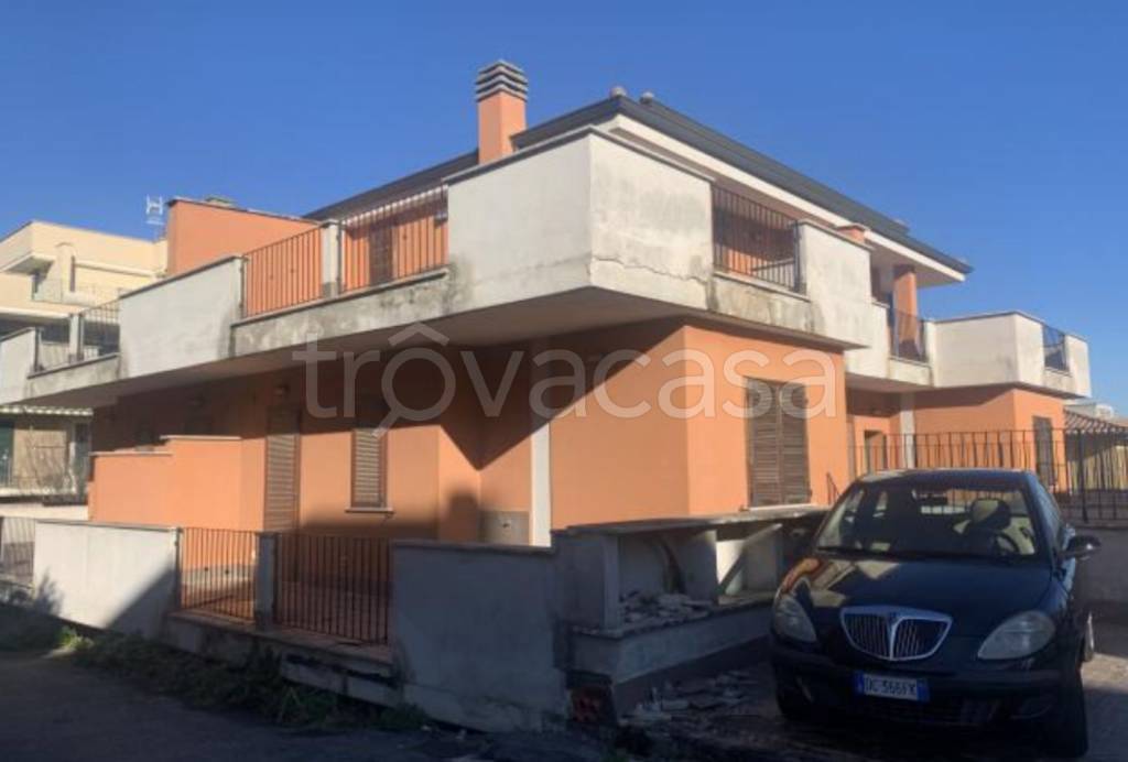 casa indipendente in vendita a Mentana