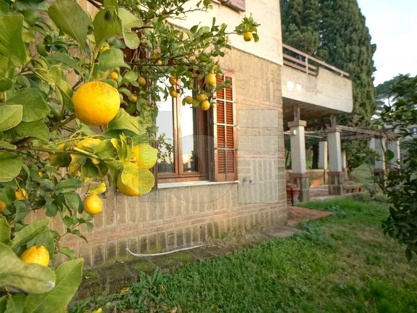 casa indipendente in vendita a Mentana
