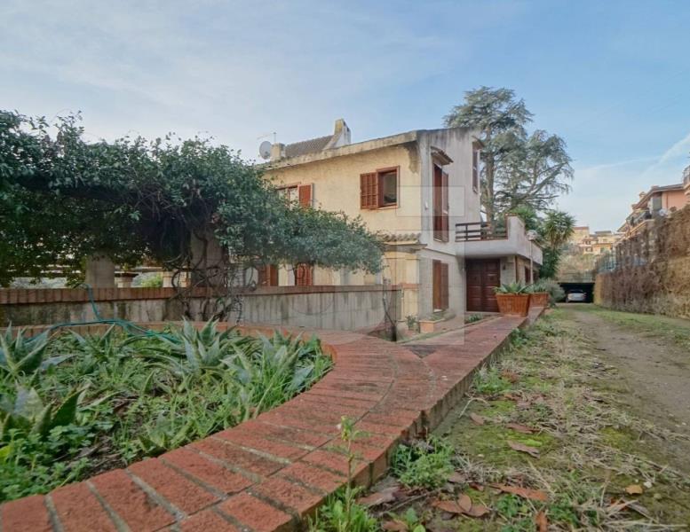 casa indipendente in vendita a Mentana