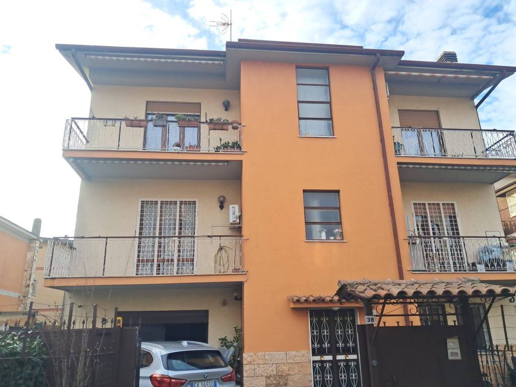 appartamento in vendita a Mentana