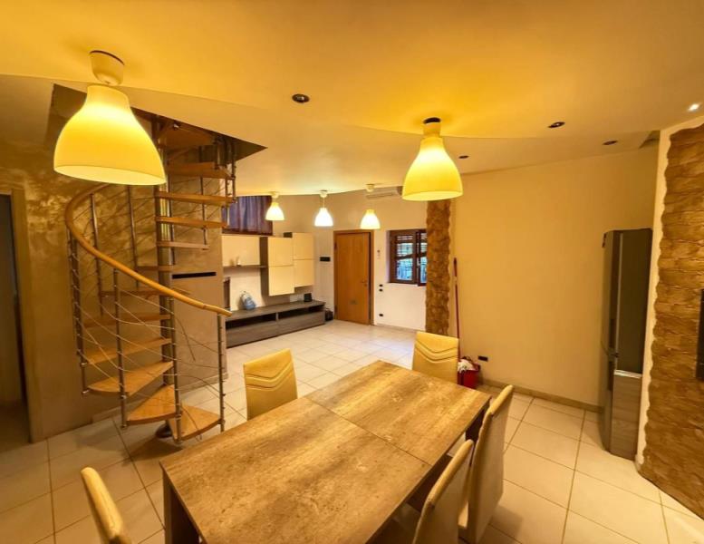 casa indipendente in vendita a Mentana