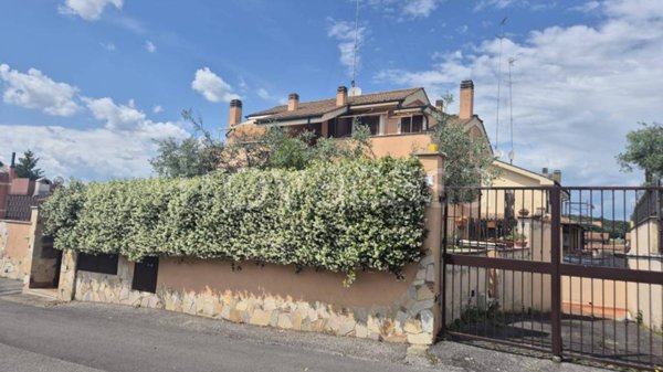 ufficio in vendita a Mentana