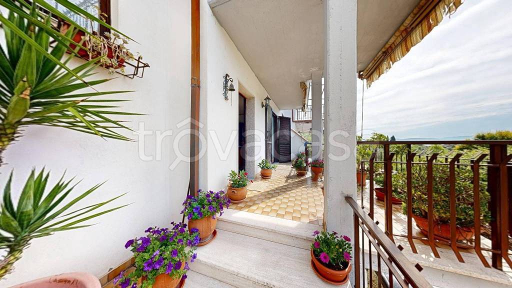 casa indipendente in vendita a Mentana