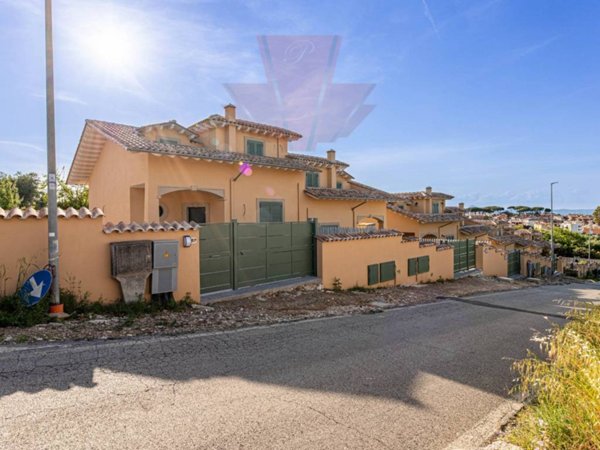 casa indipendente in vendita a Mentana