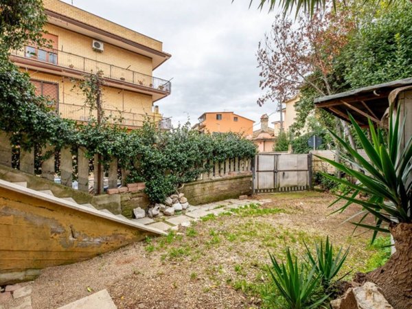 appartamento in vendita a Mentana