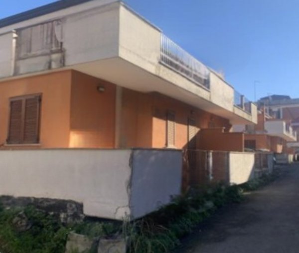 intera palazzina in vendita a Mentana