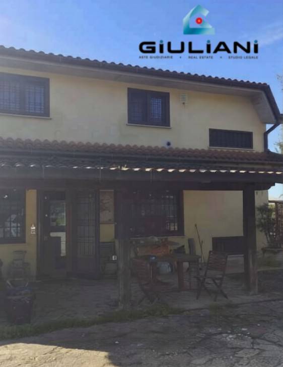 casa indipendente in vendita a Mentana