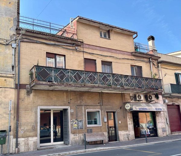 negozio in vendita a Mentana