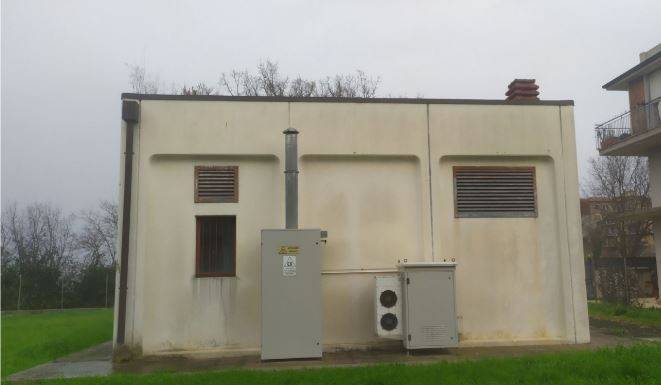 locale commerciale in vendita a Mentana