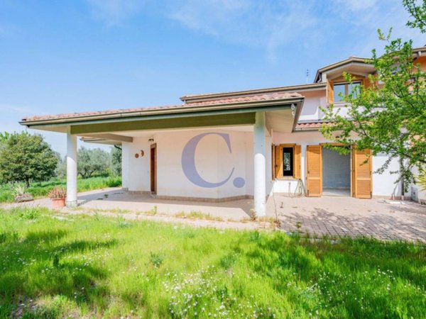 casa indipendente in vendita a Mentana