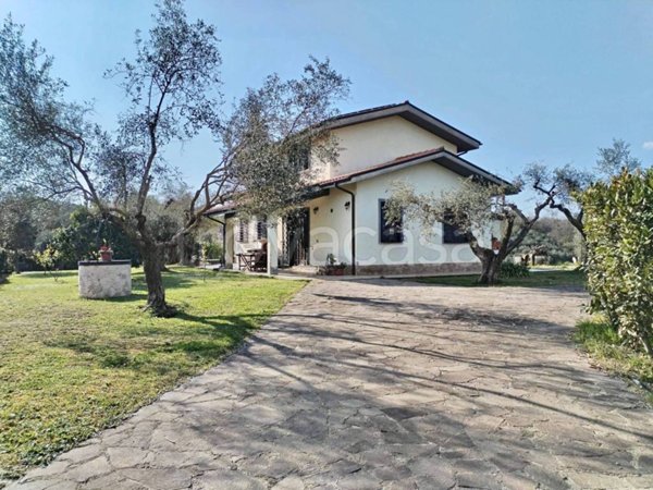 casa indipendente in vendita a Mentana