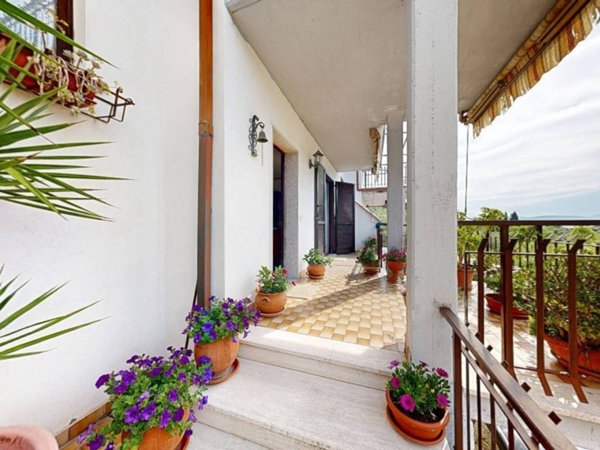 casa indipendente in vendita a Mentana