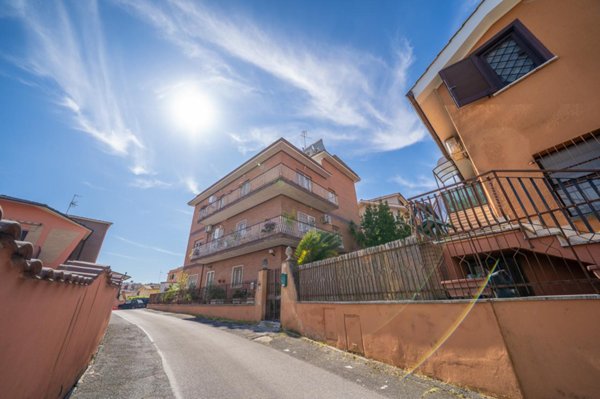 pentavano in vendita a Mentana