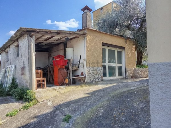 casa indipendente in vendita a Mentana