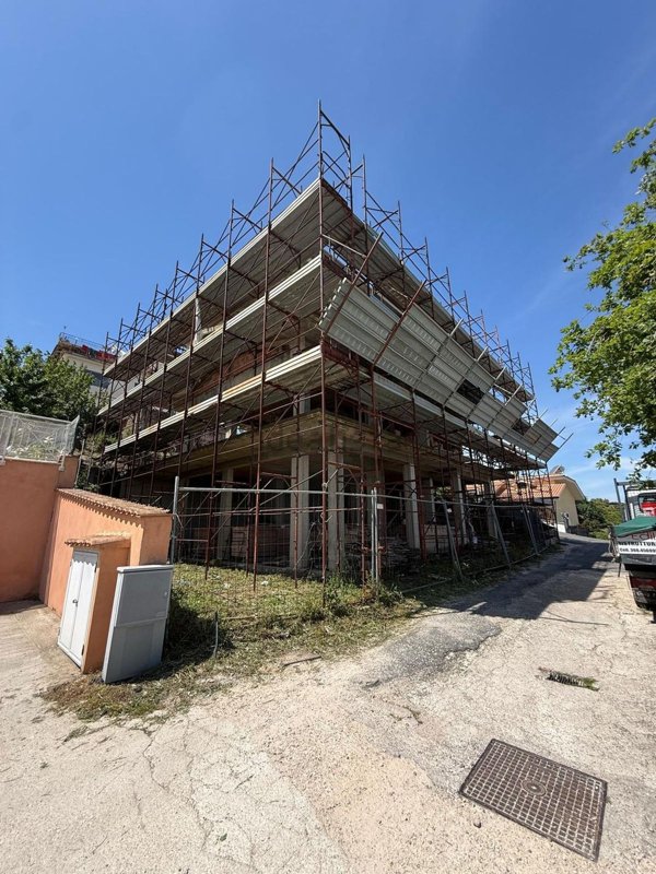 casa indipendente in vendita a Mentana