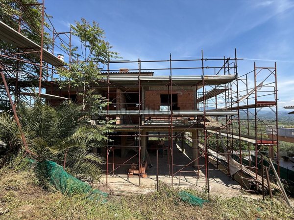 casa indipendente in vendita a Mentana