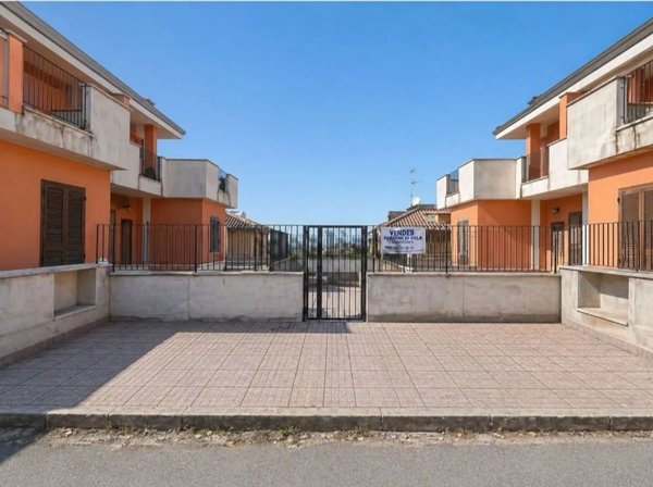 casa indipendente in vendita a Mentana