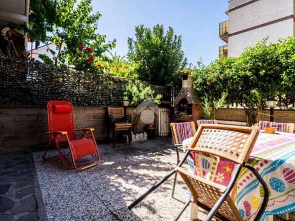 casa indipendente in vendita a Mentana