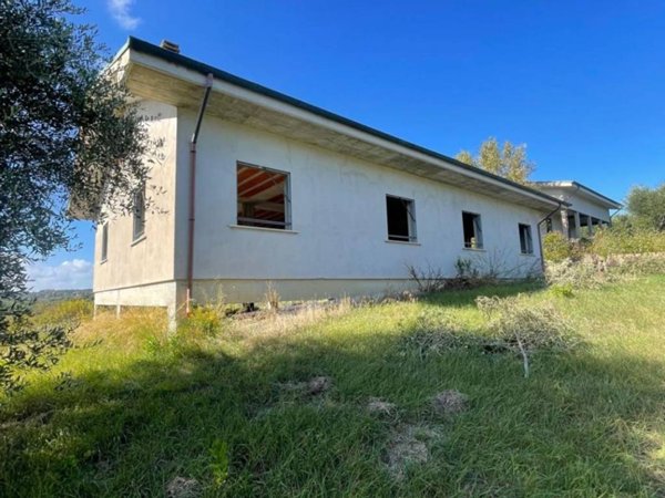 casa indipendente in vendita a Mentana