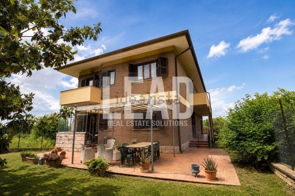 casa indipendente in vendita a Mentana