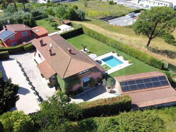 casa indipendente in vendita a Mentana