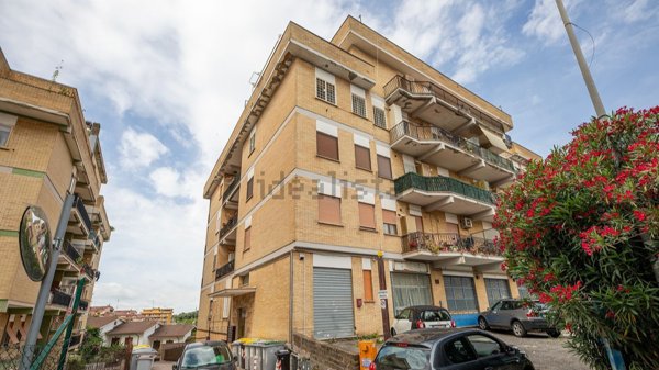 appartamento in vendita a Mentana