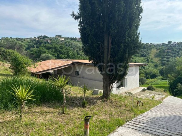 casa indipendente in vendita a Mentana
