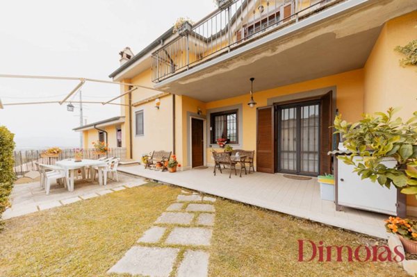 casa indipendente in vendita a Mentana