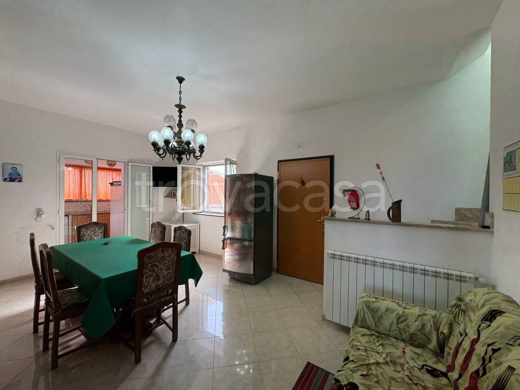 casa indipendente in vendita a Mentana