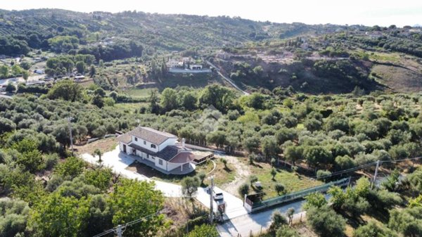 casa indipendente in vendita a Mentana