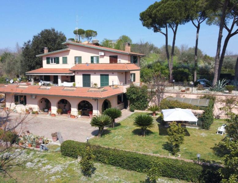 casa indipendente in vendita a Mentana