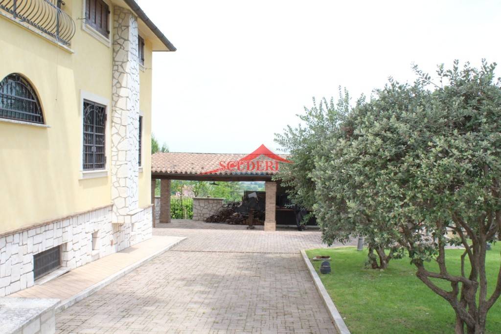 villa in vendita a Monte Compatri