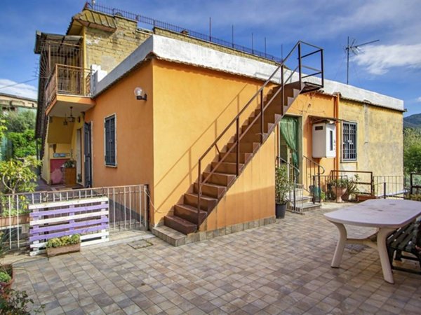 appartamento in vendita a Monte Compatri in zona Laghetto