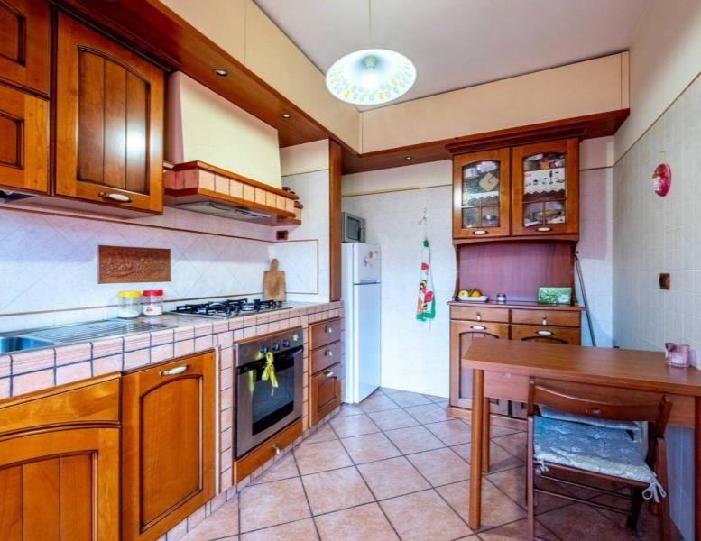 appartamento in vendita a Monte Compatri in zona Laghetto