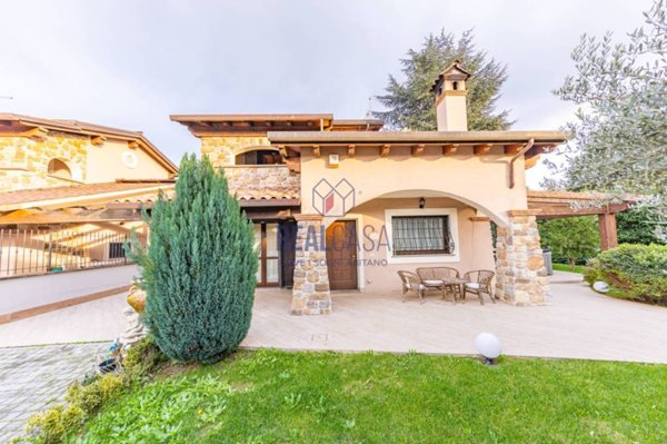 casa indipendente in vendita a Monte Compatri