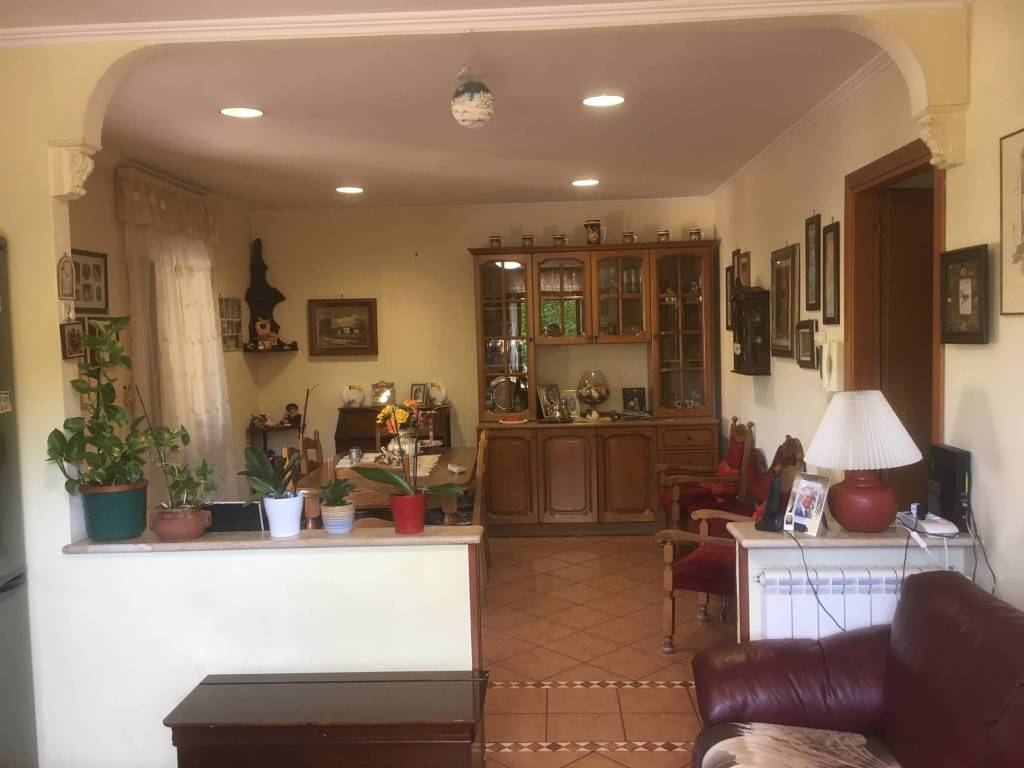 appartamento in vendita a Monte Compatri in zona Molara