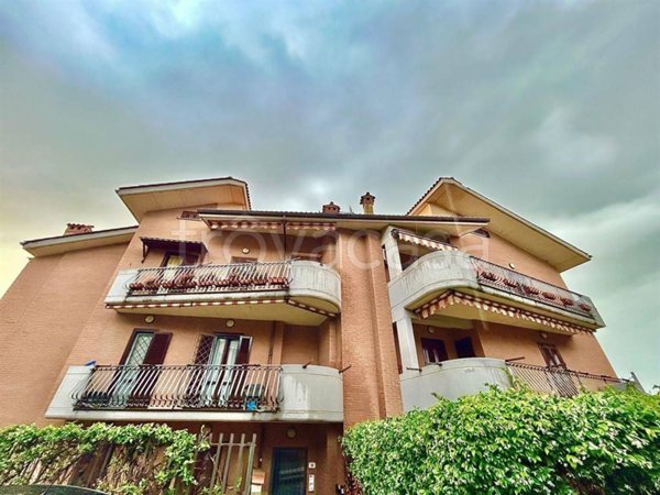 appartamento in vendita a Monte Compatri in zona Laghetto