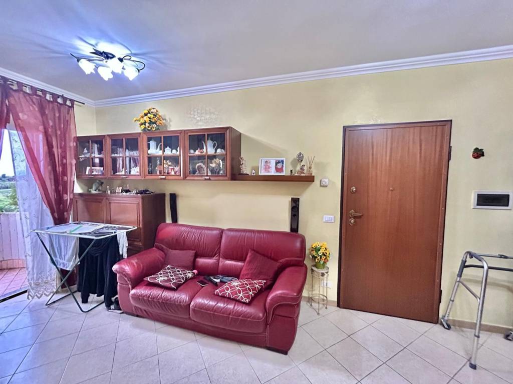 appartamento in vendita a Monte Compatri in zona Laghetto