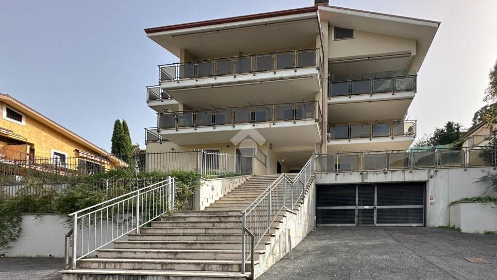 appartamento in vendita a Monte Compatri