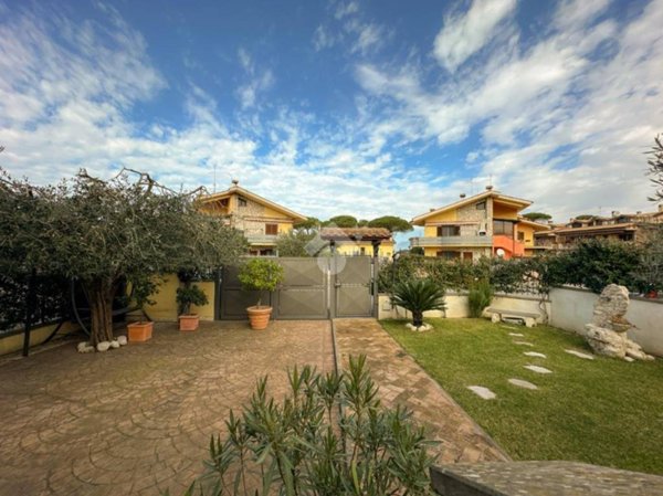 casa indipendente in vendita a Monte Compatri