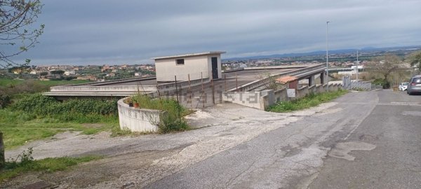 capannone in vendita a Monte Compatri